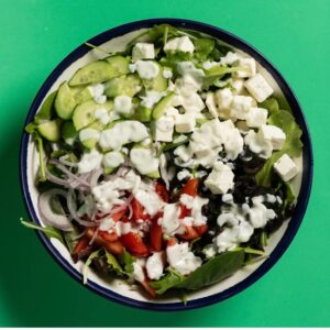 Greek Salad+Bibita in Omaggio