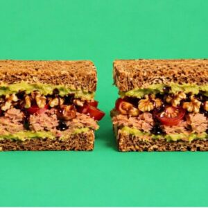 Basic Avocado Toast Tonno cotto